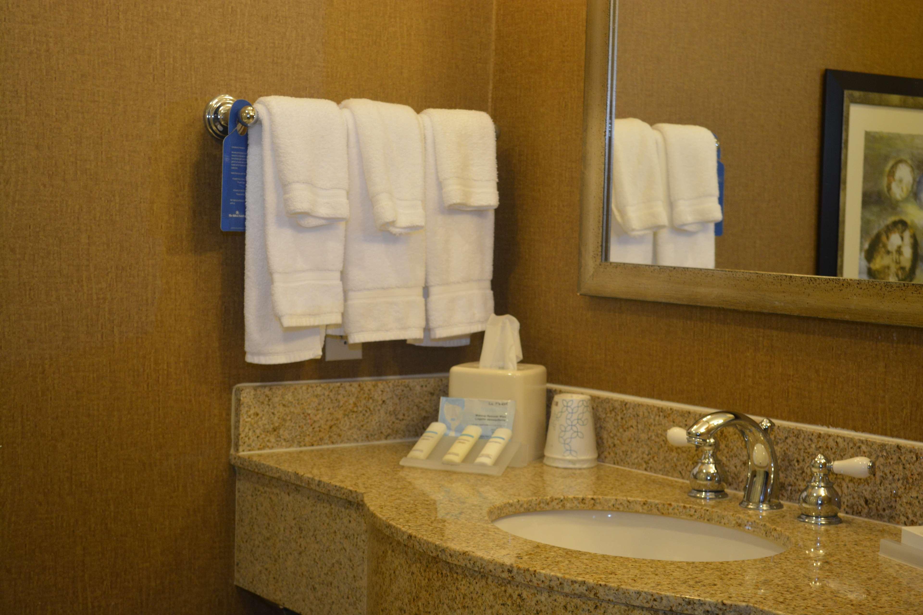 Hilton Garden Inn Houston-Пеарленд Екстер'єр фото