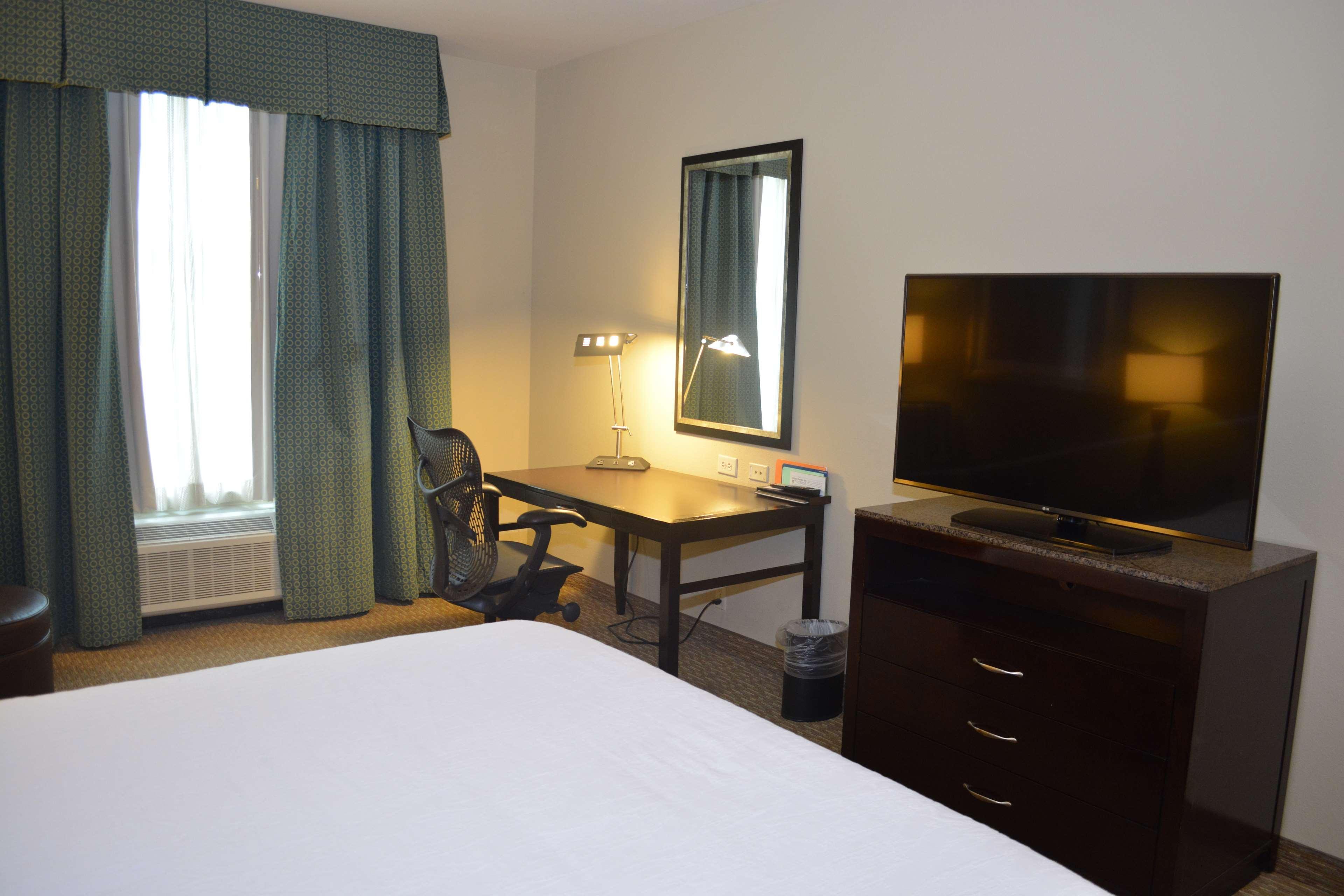 Hilton Garden Inn Houston-Пеарленд Екстер'єр фото