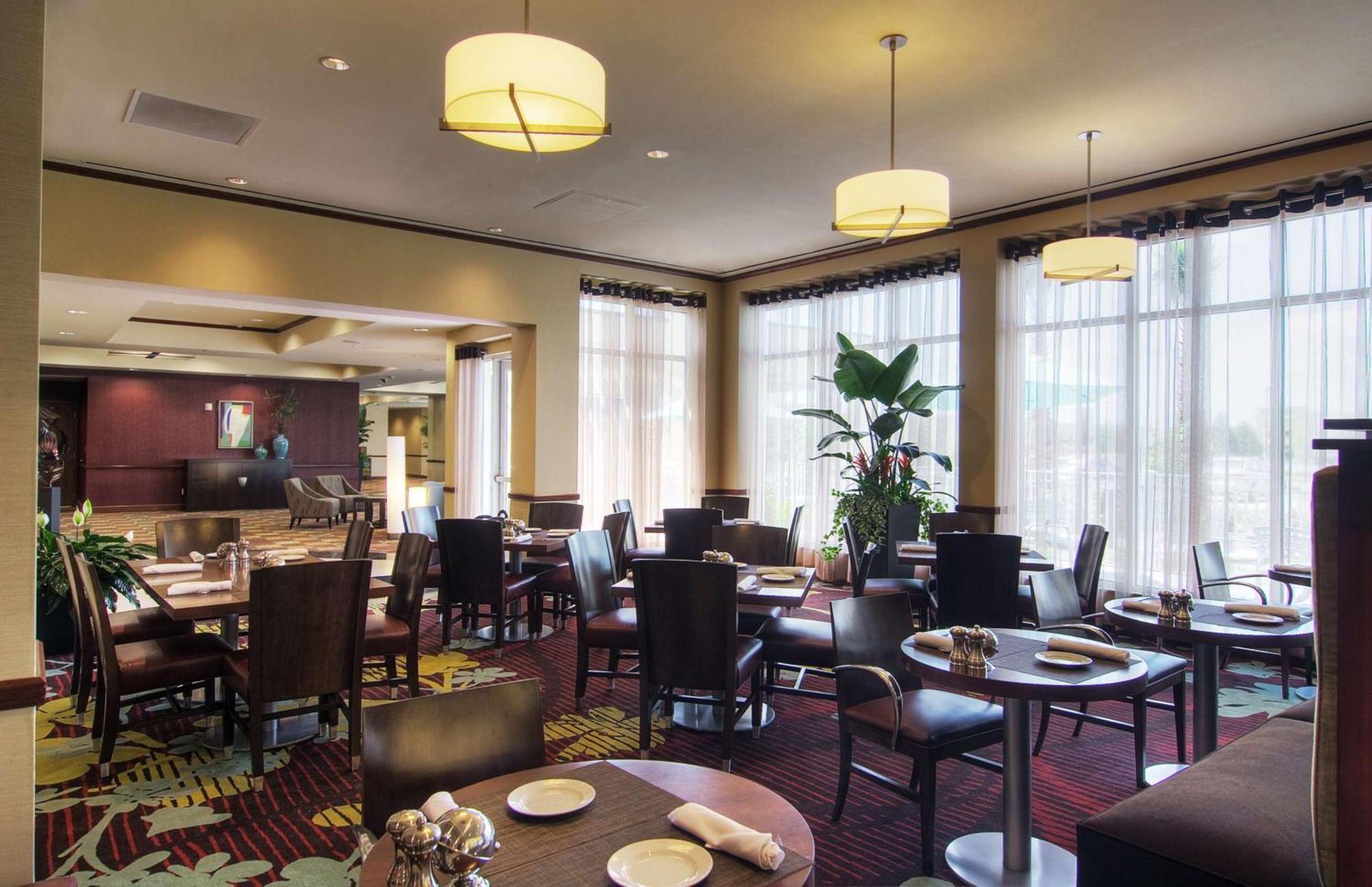 Hilton Garden Inn Houston-Пеарленд Екстер'єр фото